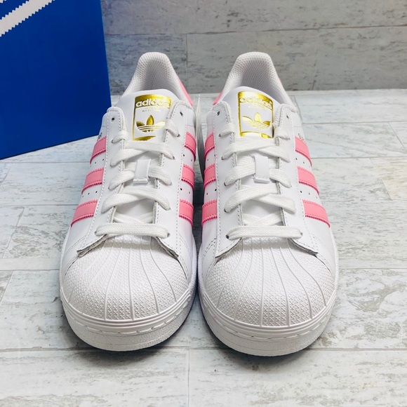Adidas Superstar white and light pink LAST PAIR - Picture 2 of 8